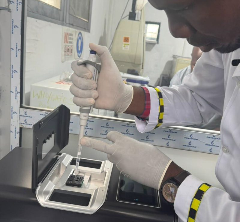Successful Oxford Nanopore Installation and Training in Cameroon.